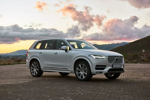 Volvo XC90:  